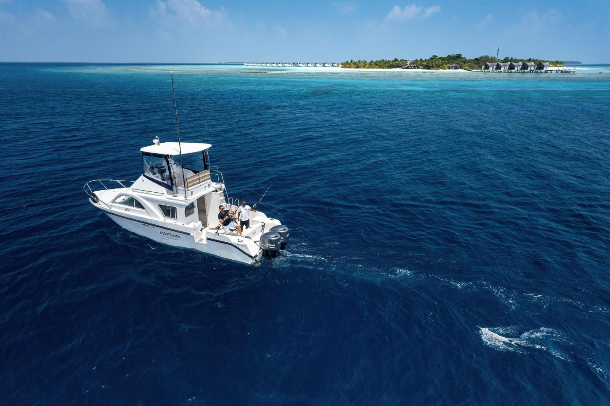 Kuredhivaru Resort And Spa - Maldives Bagian luar foto